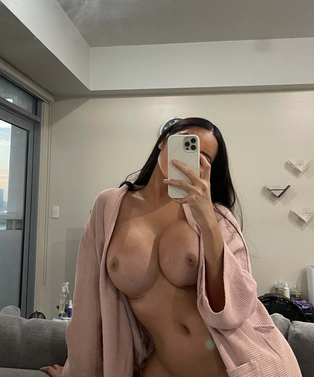 Angela Castellanos naked in Doha