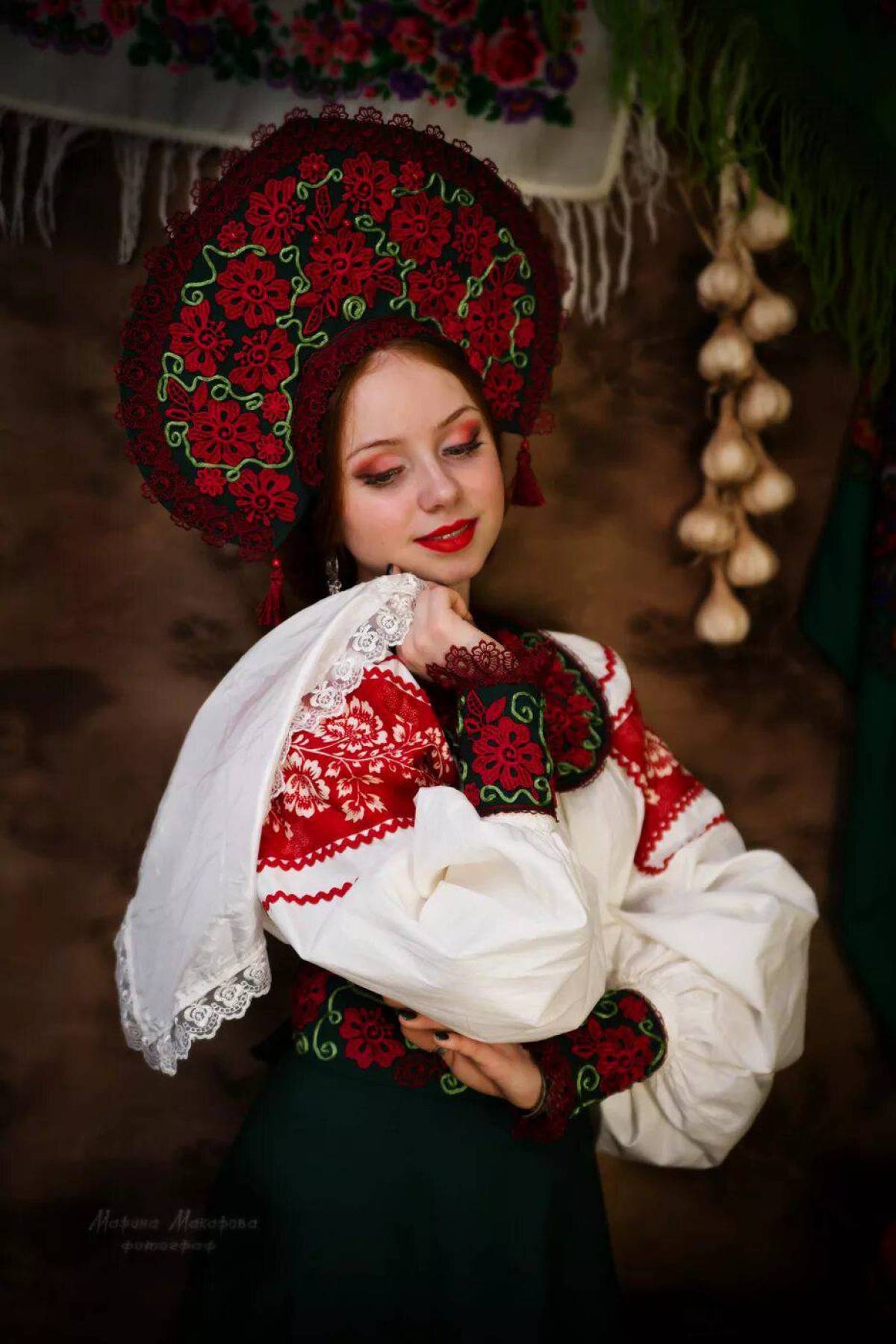 Women in Slavic costumes underwear in Doha