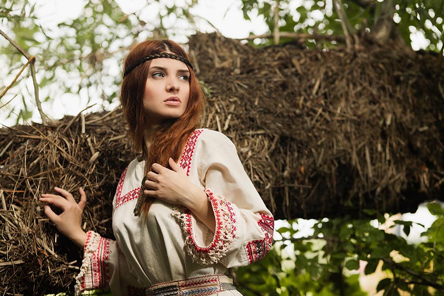 Women in Slavic costumes in Doha