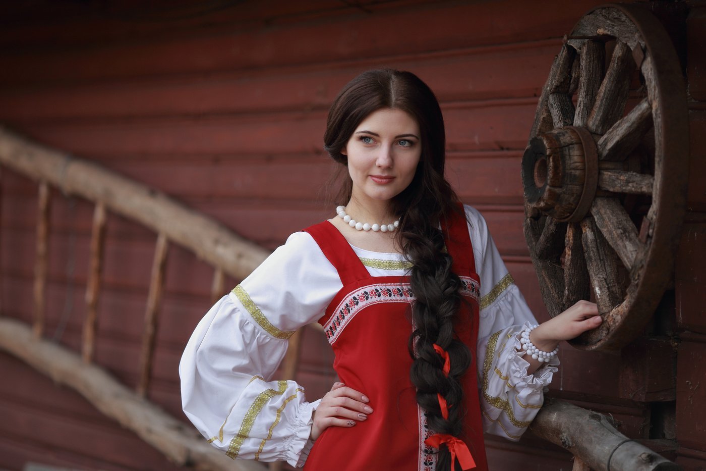 Girls in Slavic costumes in Doha